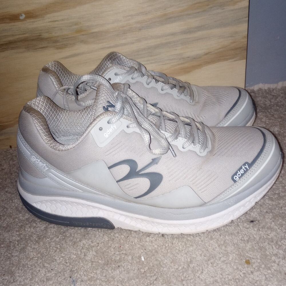 Women's GDefy Sneakers Grey‎ VersoShock 9.5 Gravity Defyer Shoes